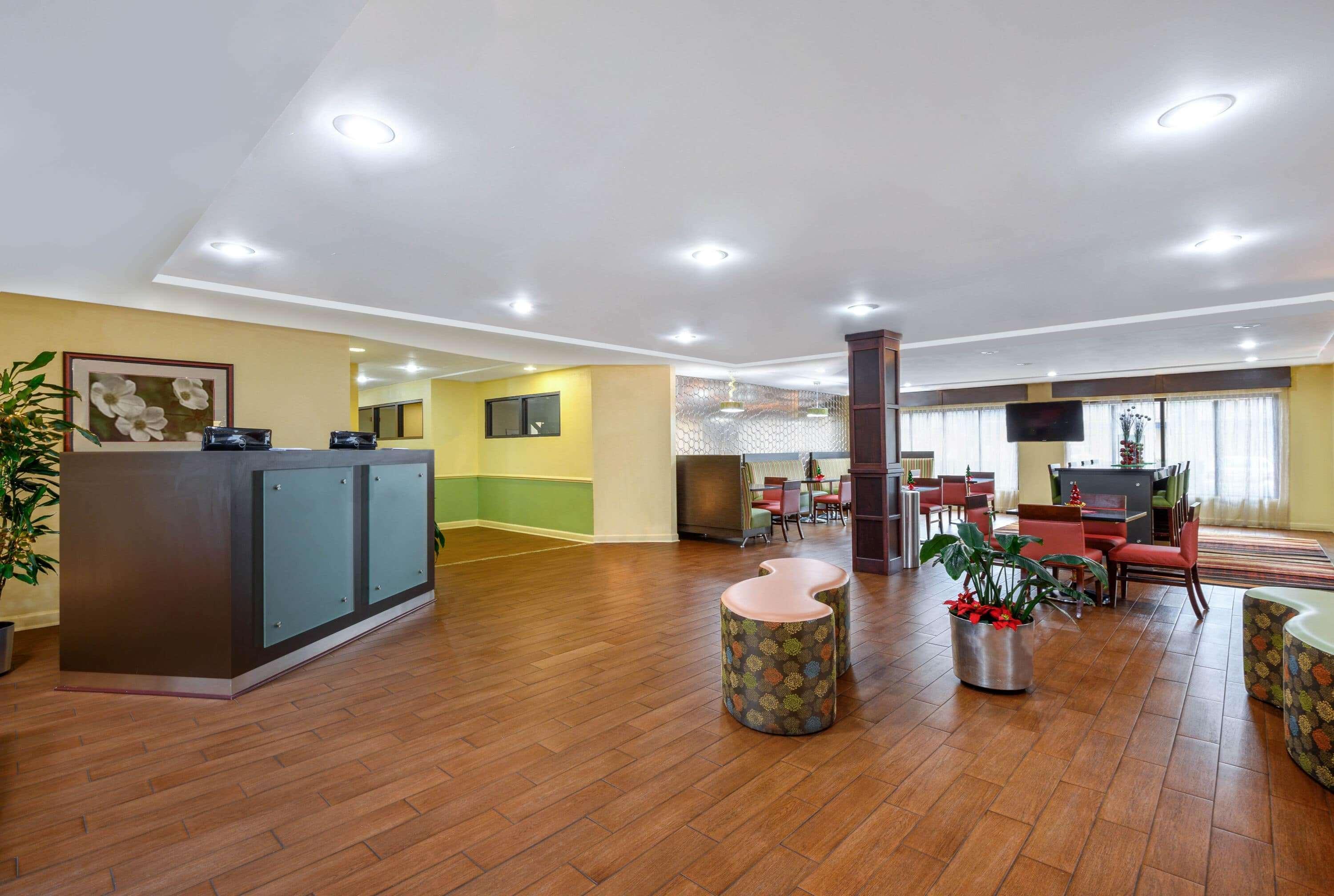 La Quinta By Wyndham Флорънс Екстериор снимка