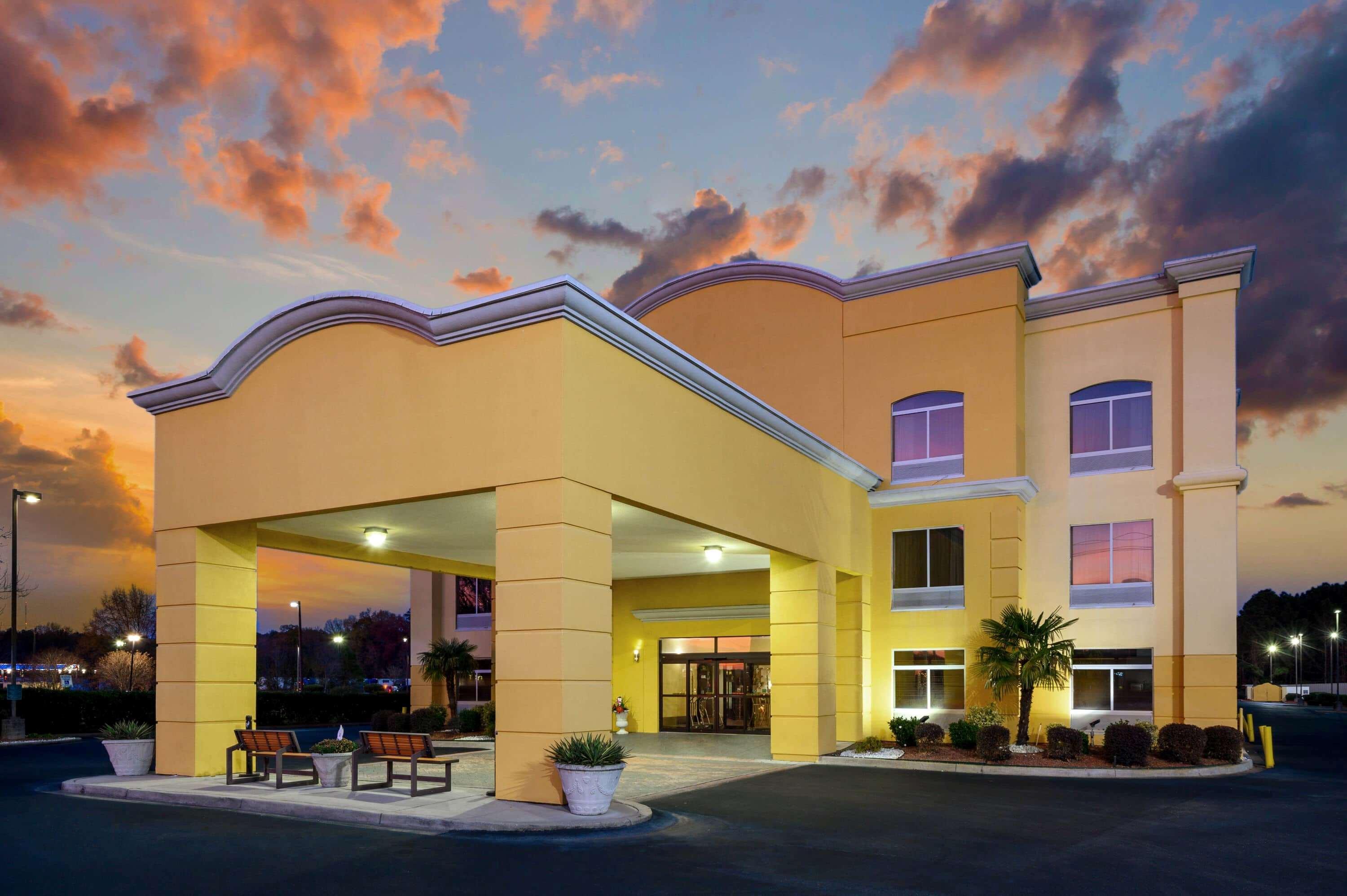 La Quinta By Wyndham Флорънс Екстериор снимка